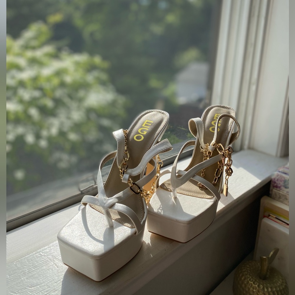 New White Platform Heels, Gold Lock Ankle Chain